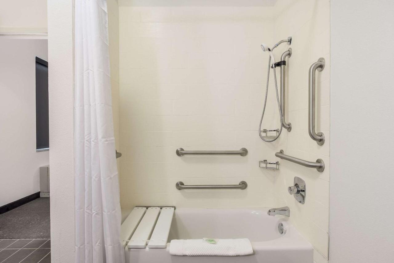 Sleep Inn & Suites Webb City Джоплин Экстерьер фото